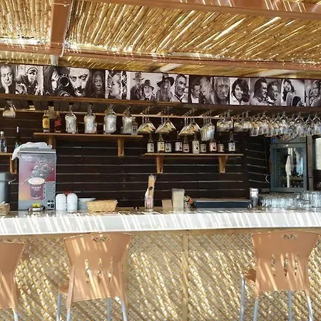 Hotel Vira