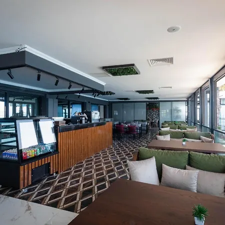 Vira Hotel Sinope